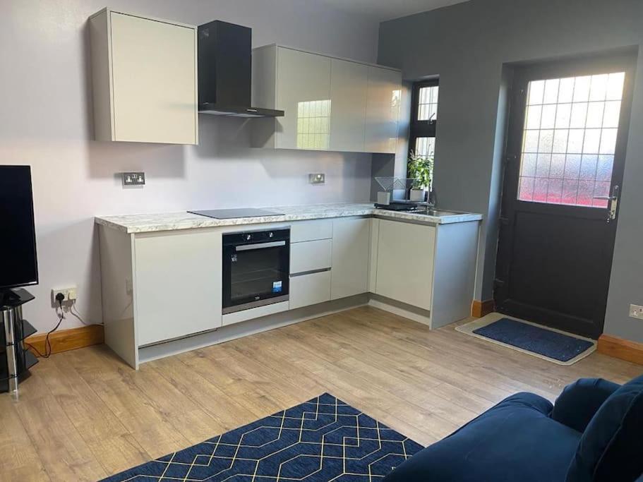 Lovely 1 Bed Studio Apartment With Free Parking Oxford Dış mekan fotoğraf